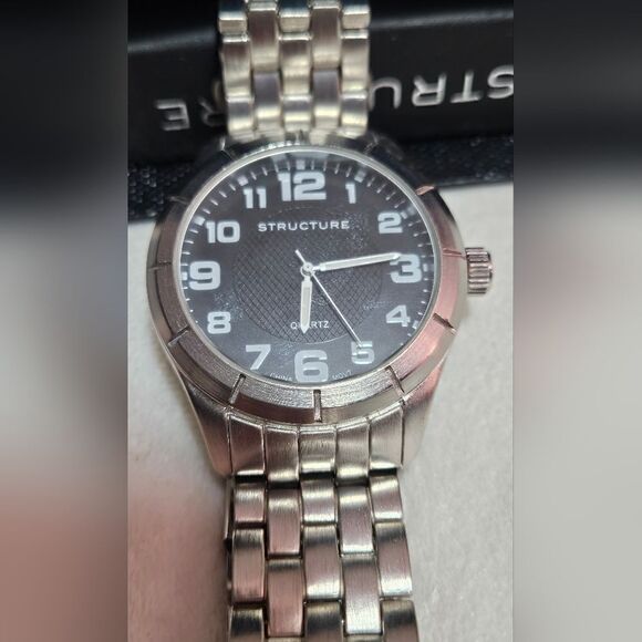 Men's Structure Analog Quartz Stainless Steel Black Watch IN BOX - Picture 7 of 8